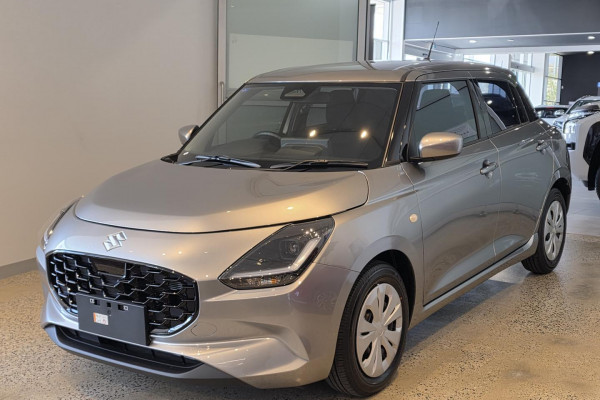 2026 Suzuki Swift UZ Hybrid Hatch Image 3
