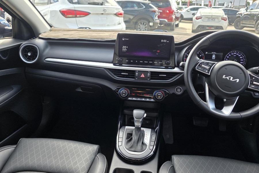 2021 MY22 Kia Cerato BD Sport+ Hatch Image 15