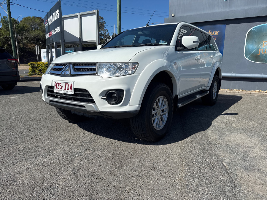 2015 MY14 Mitsubishi Challenger PC Wagon Image 2