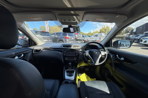 2017 Nissan QASHQAI J11 Ti SUV Image 13