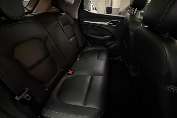 2020 MY19 MG ZS AZS1 Essence SUV Image 14