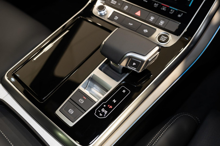 2026 Audi Q7 4M TFSI 250kW S line SUV