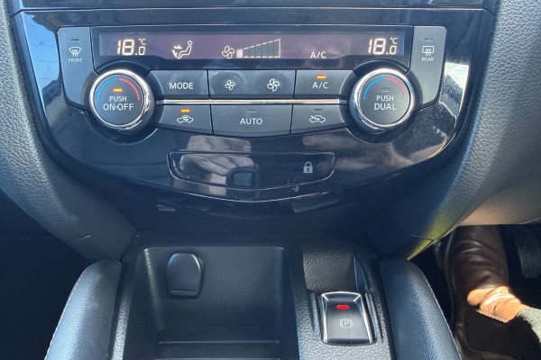 2017 Nissan QASHQAI J11 Ti SUV Image 21