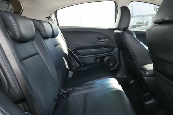 2020 MY21 Honda HR-V  VTi SUV Image 7