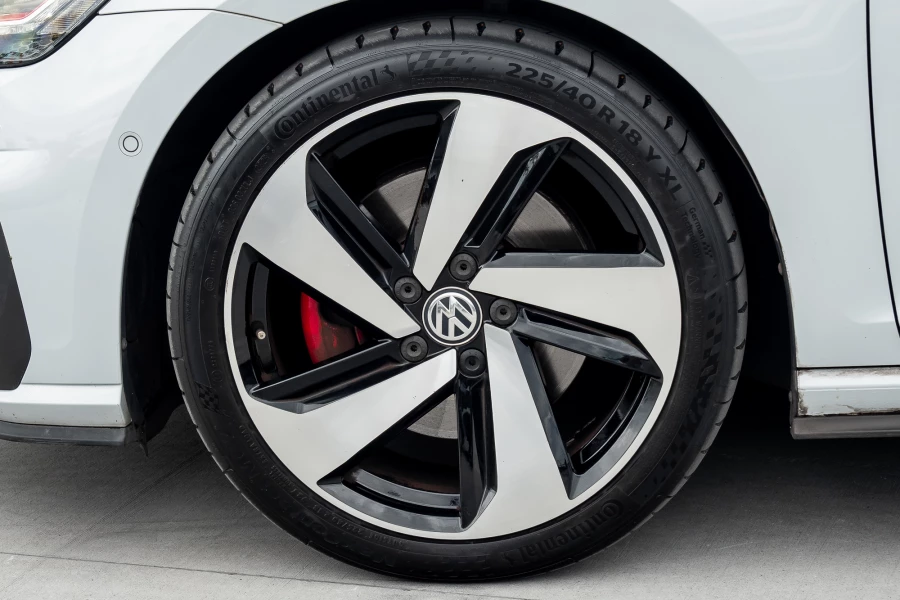 2017 MY18 Volkswagen Golf 7.5 GTI Hatch Image 22