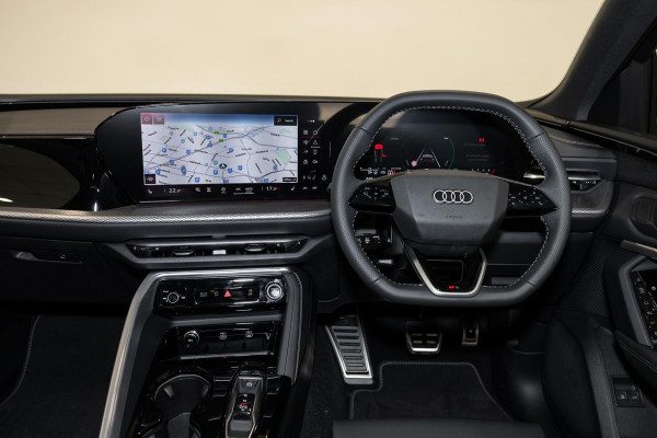 2026 Audi Q5 e-hybrid 270kW SUV image 22