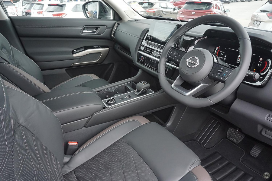 2024 Nissan Pathfinder R53 Ti-L SUV Image 6