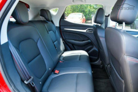 2025 MG ZST S13 Vibe SUV