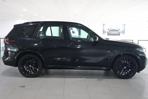 2025 BMW X5 G05 LCI xDrive30d M Sport SUV image 7