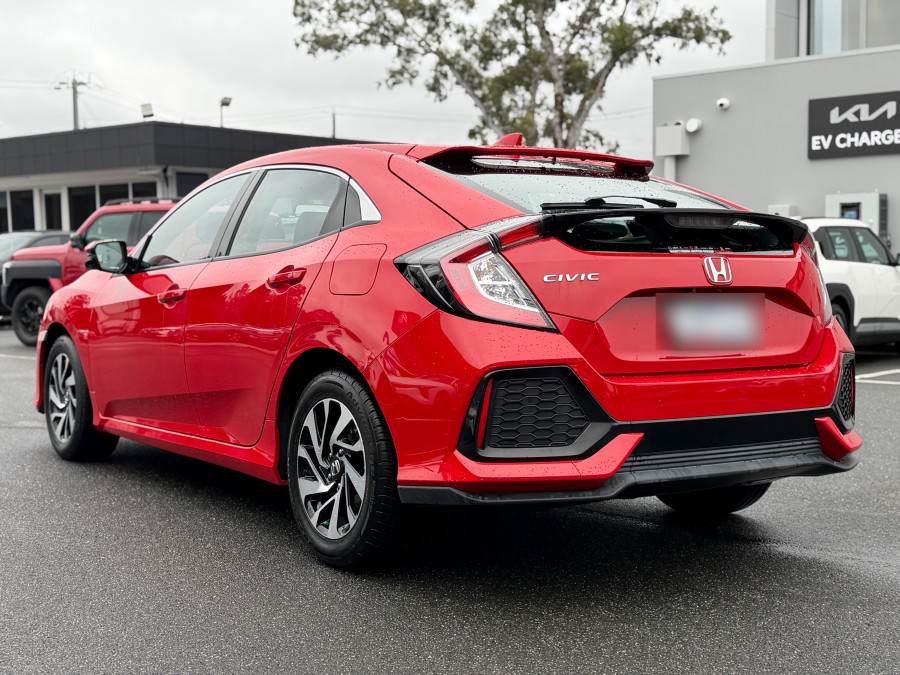 2017 Honda Civic 10th Gen VTi-S Hatch Image 9