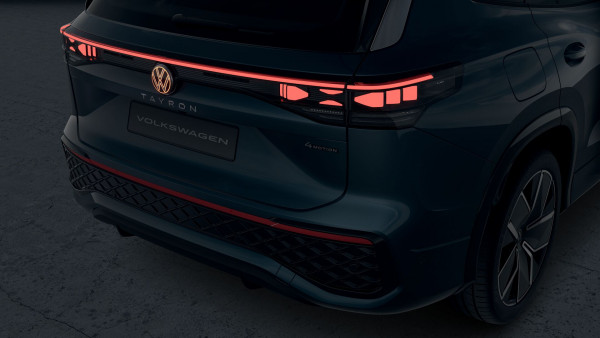 2025 MY26 Volkswagen Tayron R4 195TSI R-Line SUV image 9
