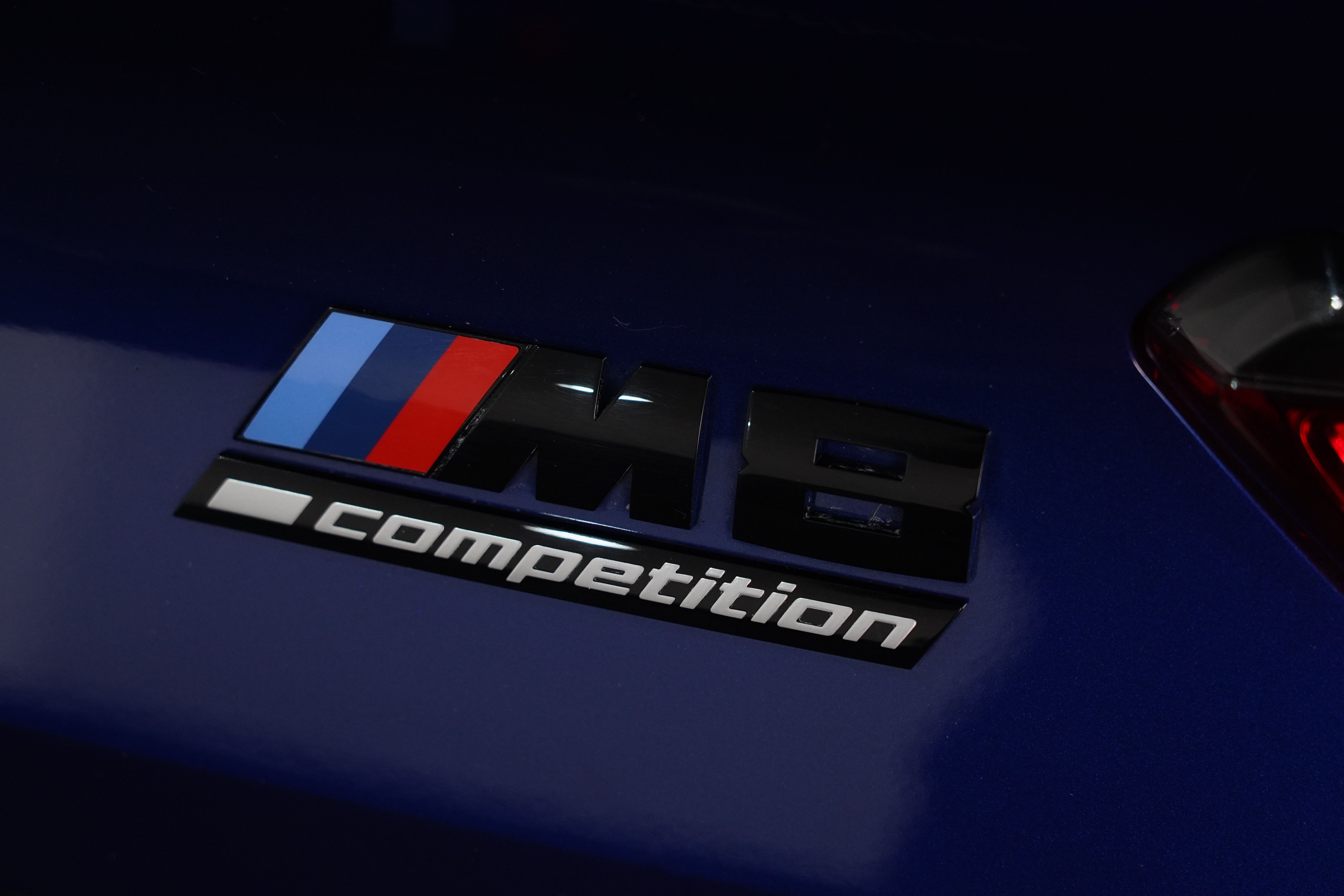 2020 BMW M8 Competition Coupe Image 24
