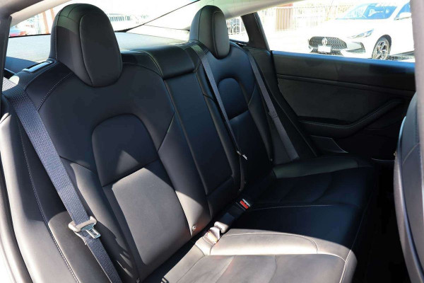 2022 Tesla Model 3  Rear-Wheel Drive Sedan Image 11