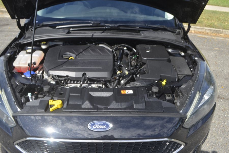 2016 Ford Focus LZ Hatchback Hatch Image 18