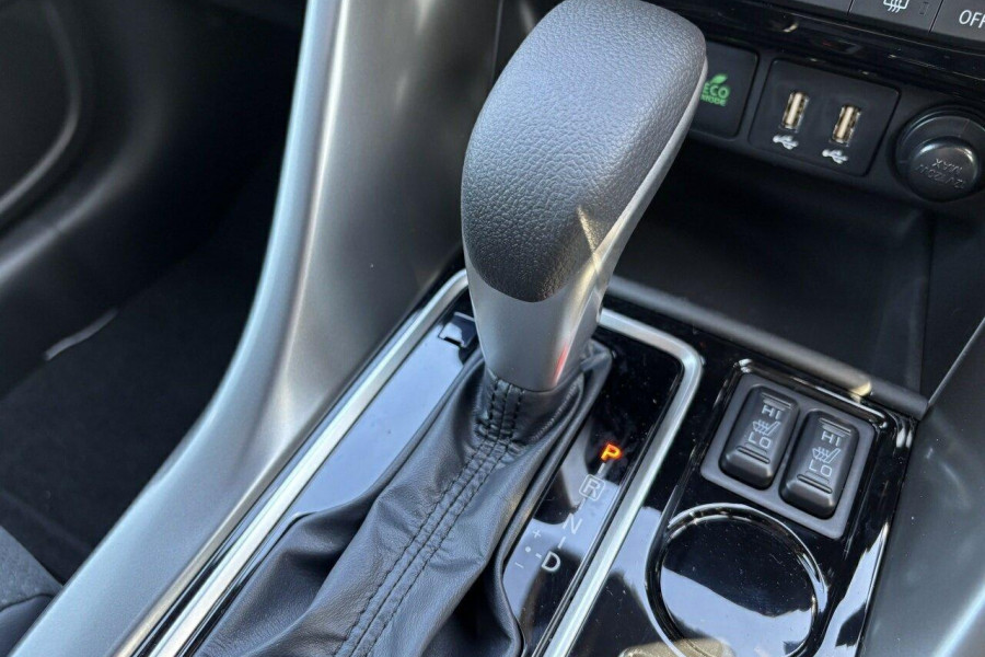 2024 Mitsubishi Eclipse Cross YB Black Edition SUV Image 28