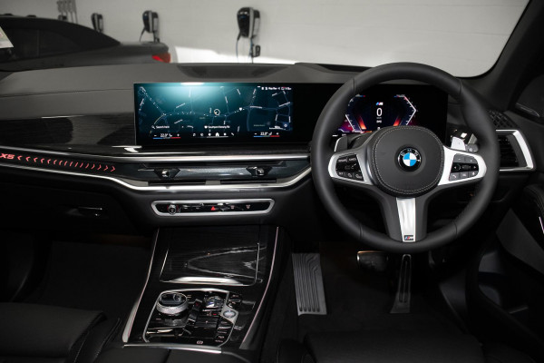 2025 BMW X5 G05 LCI xDrive40i M Sport SUV image 7