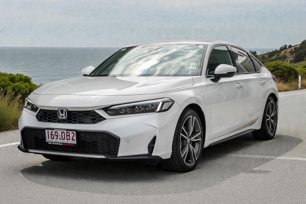 2024 MY25 Honda Civic 11th Gen e:HEV LX Hatch Image 2