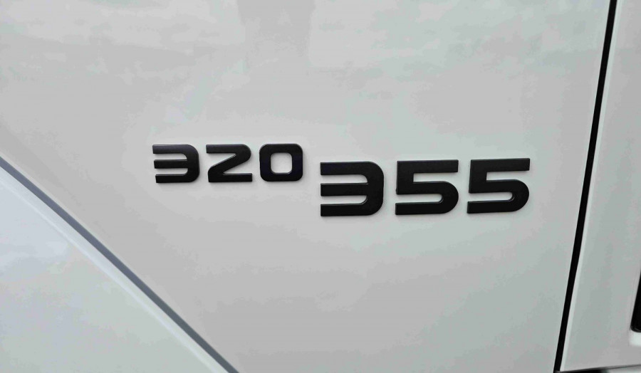 2025 Isuzu FYJ 320-355 AT R67 Cab Chassis Image 21