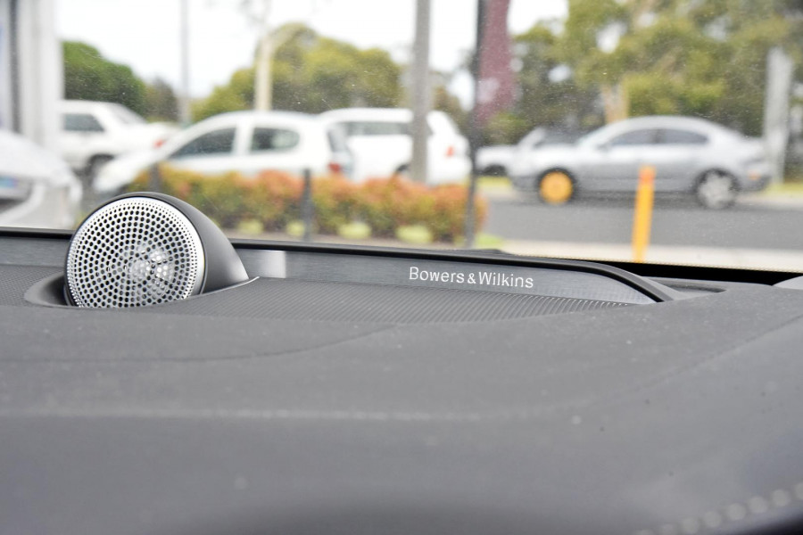 2024 MY25 Volvo S60  Ultra B5 Bright Sedan Image 13