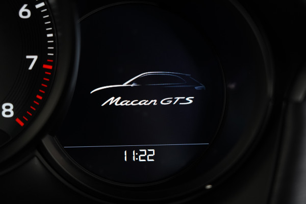 2023 Porsche Macan Gts Wagon Image 45
