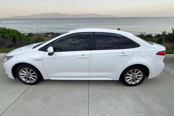 2021 Toyota Corolla ZWE211R SX Hybrid Sedan Image 5