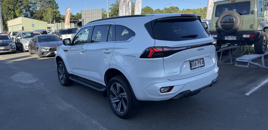 2025 MY25.5 Isuzu MU-X RJ LS-T SUV Image 7