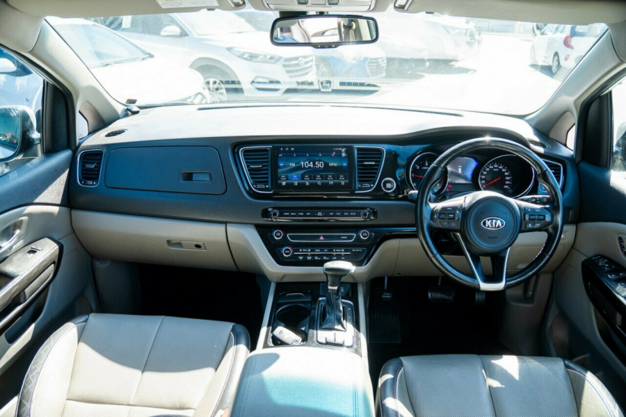 2017 MY18 Kia Carnival YP Platinum People Mover Image 19