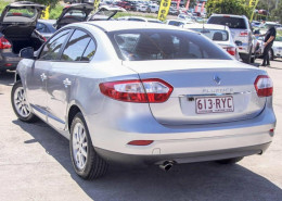 2010 Renault Fluence X38 Dynamique Sedan