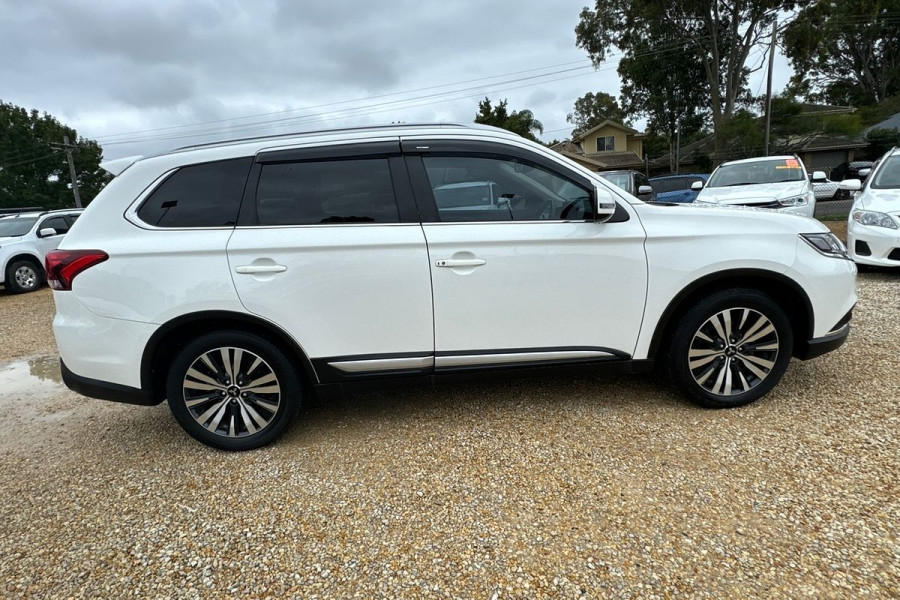 2021 Mitsubishi Outlander ZL LS Wagon Image 16