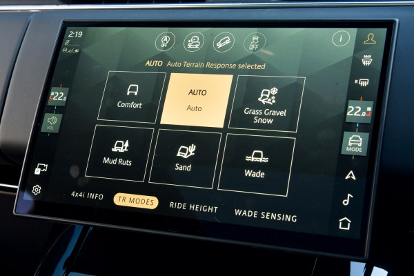 2026 Land Rover Range Rover Sport L461 D300 Dynamic SE SUV image 18