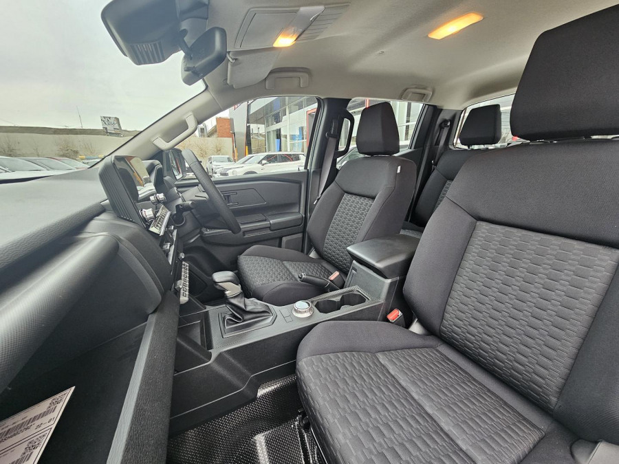2025 Mitsubishi Triton MV  GLX Cab Chassis Image 13