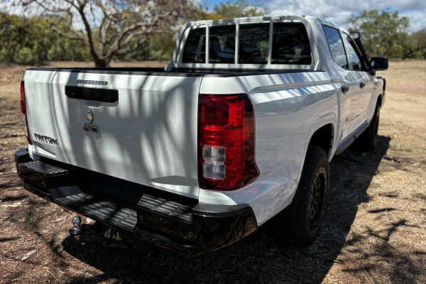 2026 Mitsubishi Triton MV GLX Ute Image 6
