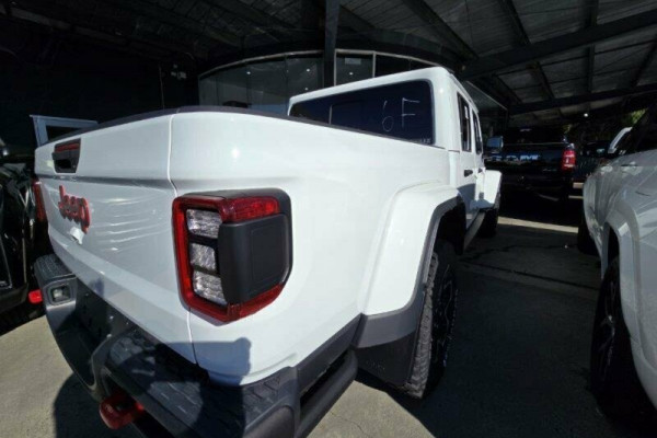 2023 Jeep Gladiator JT Rubicon Pickup Image 5