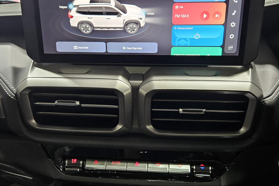 2025 LDV D90 SV9A Executive SUV Image 23