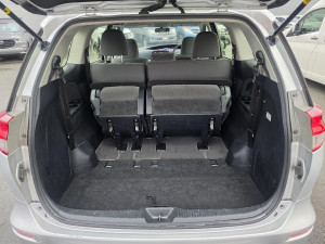 2016 Toyota Tarago ACR50R GLi People Mover