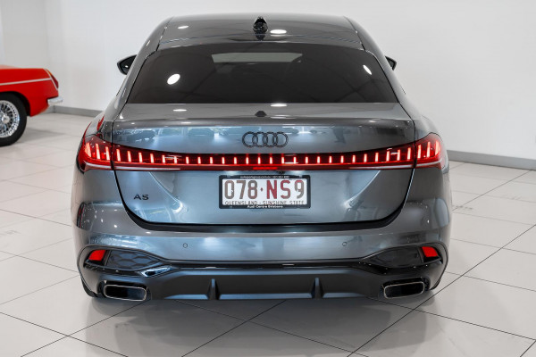 2025 Audi A5 B10 TFSI 150kW S line Sedan image 5