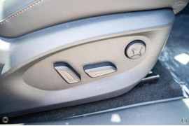 2025 MG HS AS33 Essence SUV