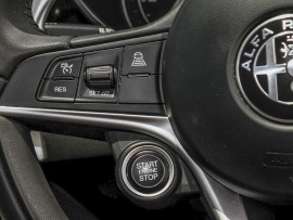 2016 Alfa Romeo Giulia Ve 4dr Sedan