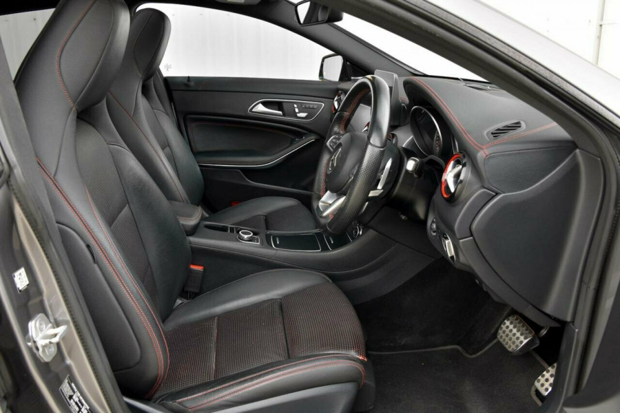 2017 Mercedes-Benz CLA-Class Wagon Image 12