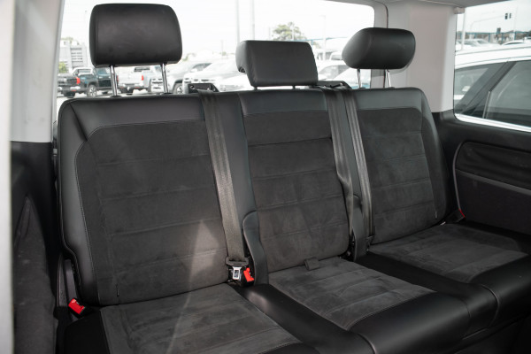 2016 Volkswagen Multivan T6 TDI450 Generation Six Van image 11