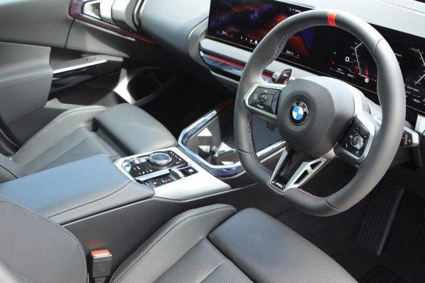 2025 BMW X3 G45 M50 xDrive SUV image 6