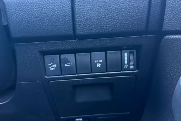 2025 MY25.5 Isuzu MU-X RJ LS-T SUV Image 18