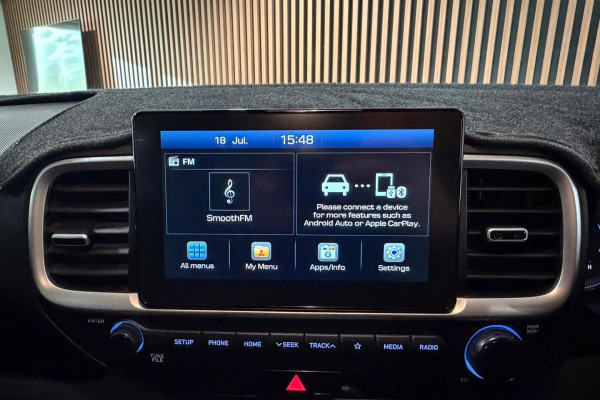 2020 Hyundai Venue QX Active SUV Image 16