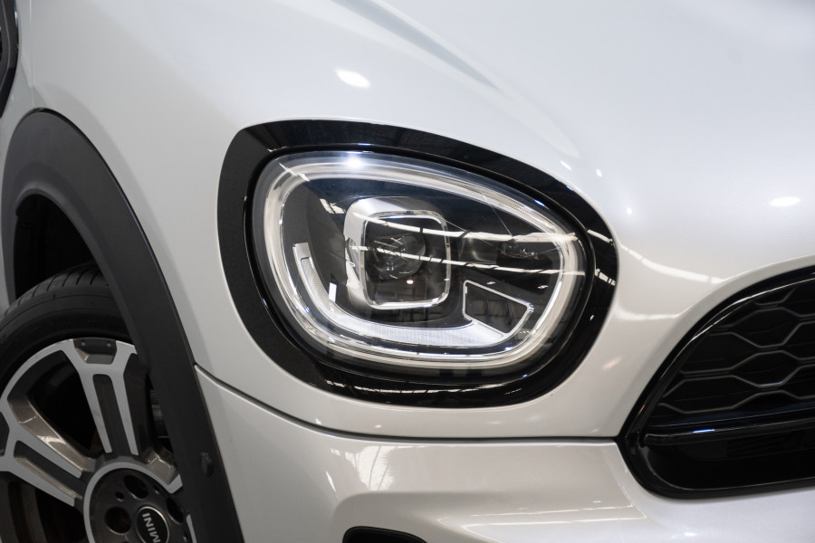2021 MINI Countryman Cooper S Mini Yours SUV Image 2