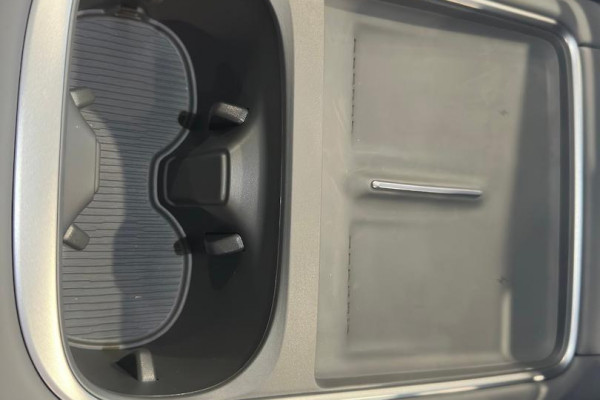 2026 XPeng G6  Long Range SUV Image 18