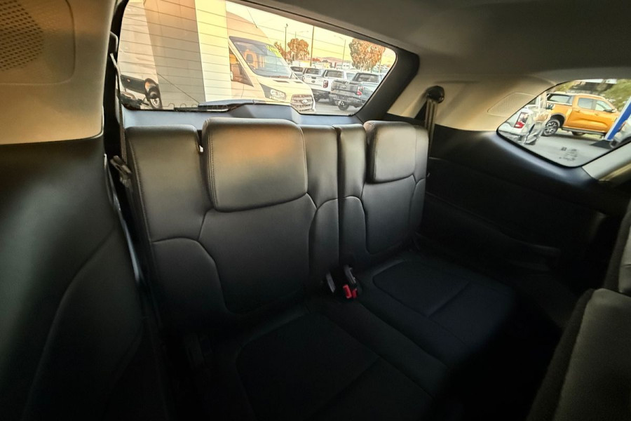 2024 Ford Everest Sport Wagon Image 12