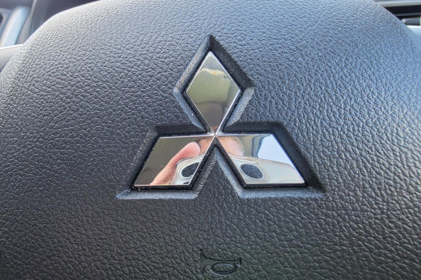 2015 MY16 Mitsubishi Triton MQ Exceed Ute Image 27