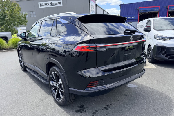 2026 MG HS Super Hybrid Essence SUV Image 4