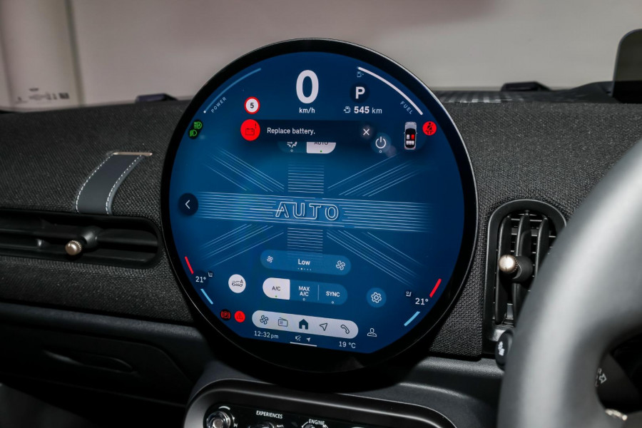 2025 MINI Cooper F65 C Favoured Hatch