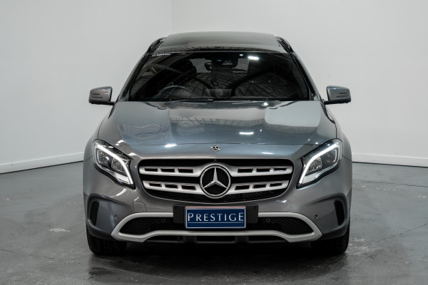 2017 Mercedes-Benz GLA-Class 180 SUV Image 8